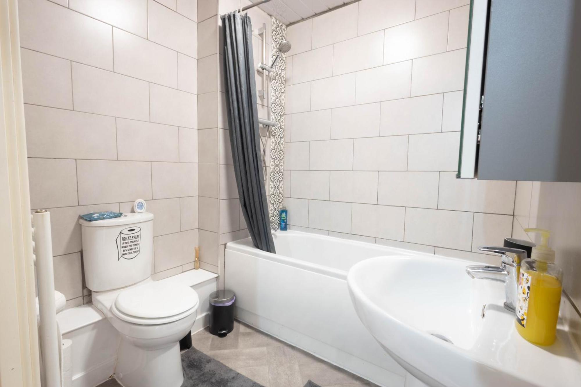 Stylish 2br Flat - Free Gym - Contractors Bristol